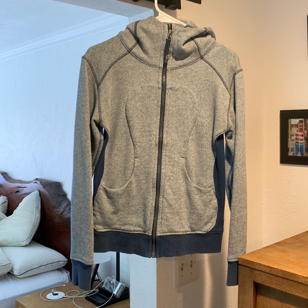 Lululemon zip up hoodie.